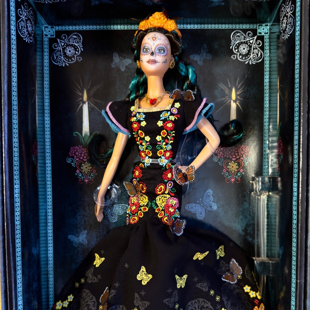 NEW 2019 Barbie Día de Muertos Signature Doll FXD52 | 1st Edition | NRFB Mint